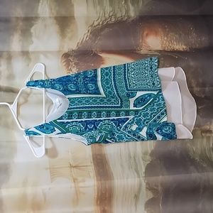 Flowy sleeveless lined top